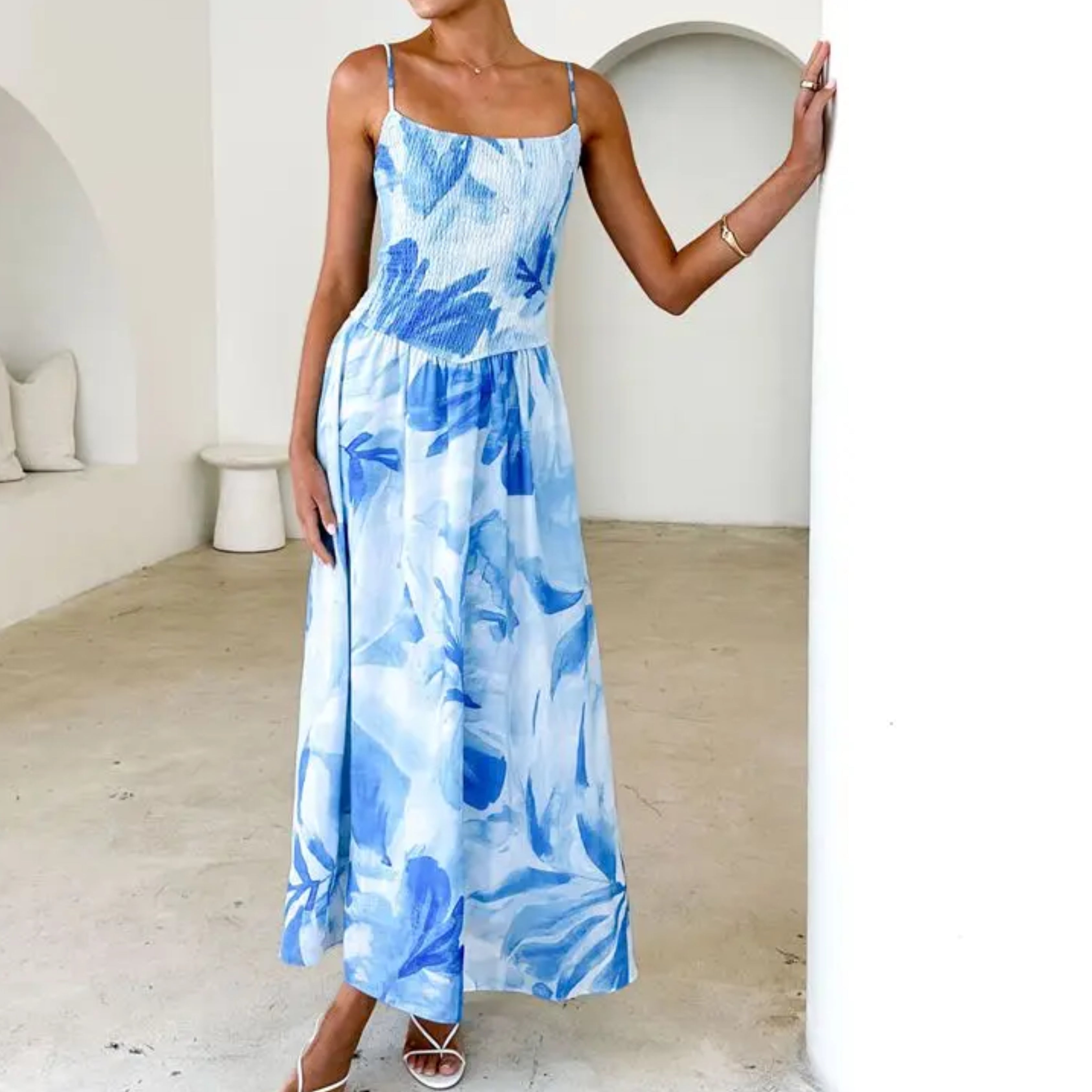 Solea | Vestido floral de verano con espalda descubierta
